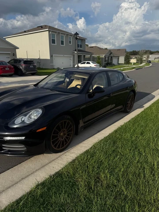 2016 Porsche 970 Panamera - Image 9 of 13