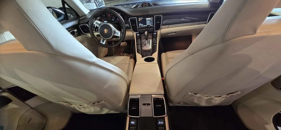 2016 Porsche 970 Panamera - Image 6 of 9