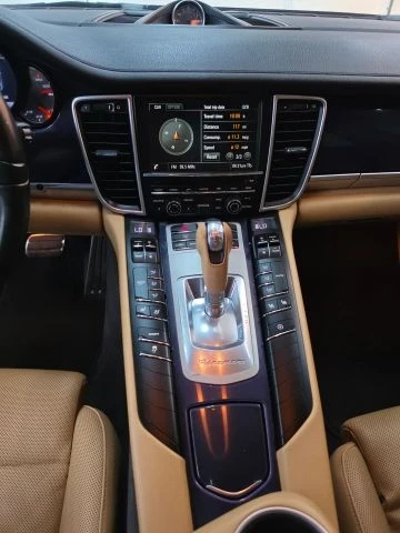 2016 Porsche 970 Panamera - Image 22 of 31