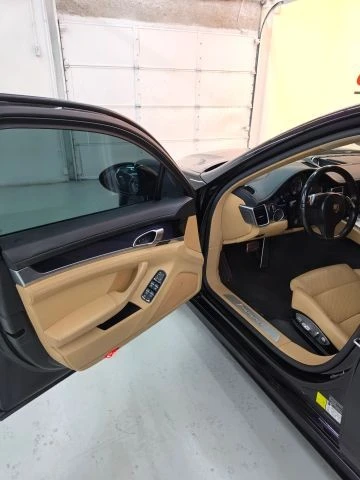 2016 Porsche 970 Panamera - Image 16 of 31