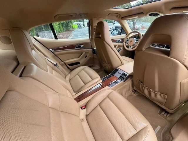 2016 Porsche 970 Panamera - Image 25 of 31