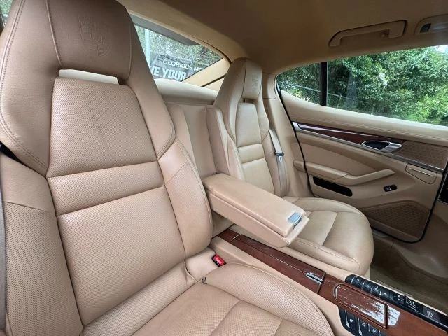 2016 Porsche 970 Panamera - Image 29 of 31