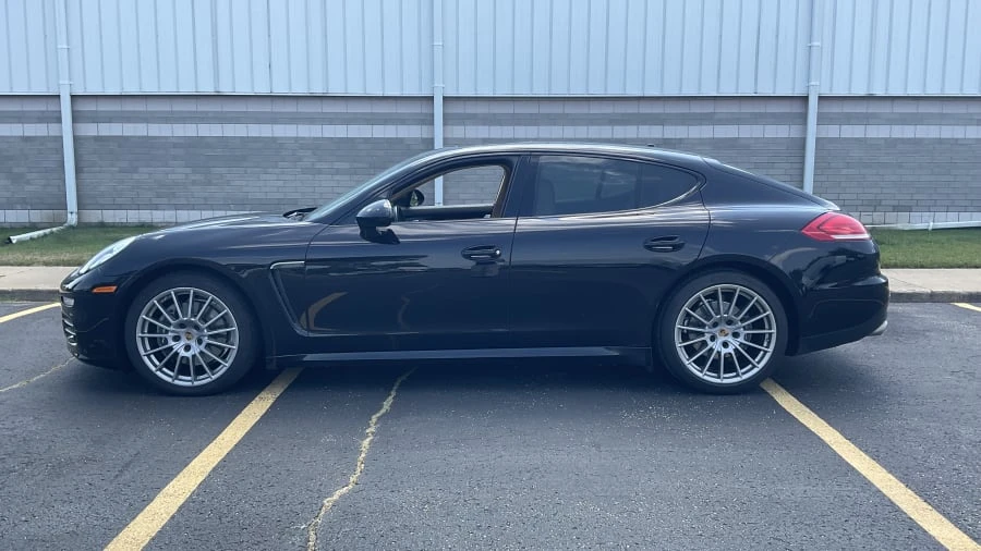 2016 Porsche 970 Panamera - Image 2 of 16