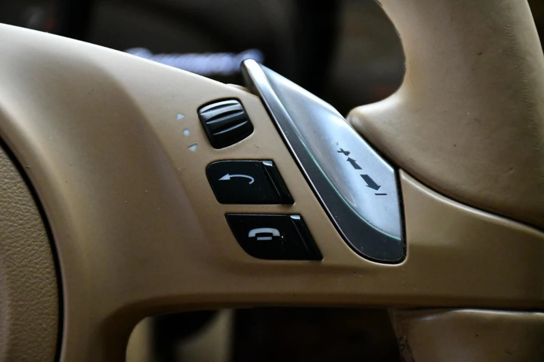 2016 Porsche - Image 20 of 31