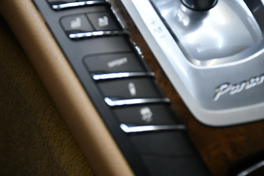 2016 Porsche - Image 26 of 31
