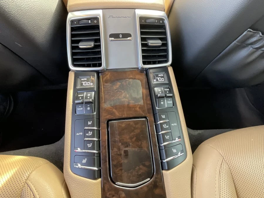 2016 Porsche 970 Panamera - Image 7 of 14