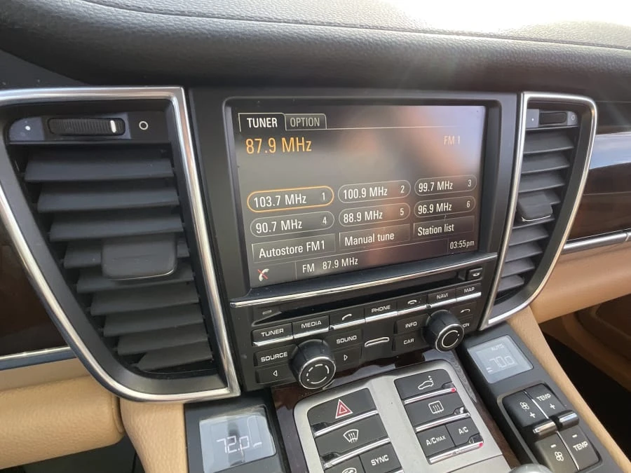 2016 Porsche 970 Panamera - Image 11 of 14