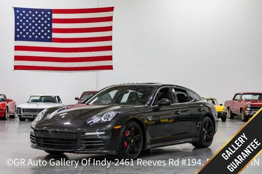 2016 Porsche Panamera 4S