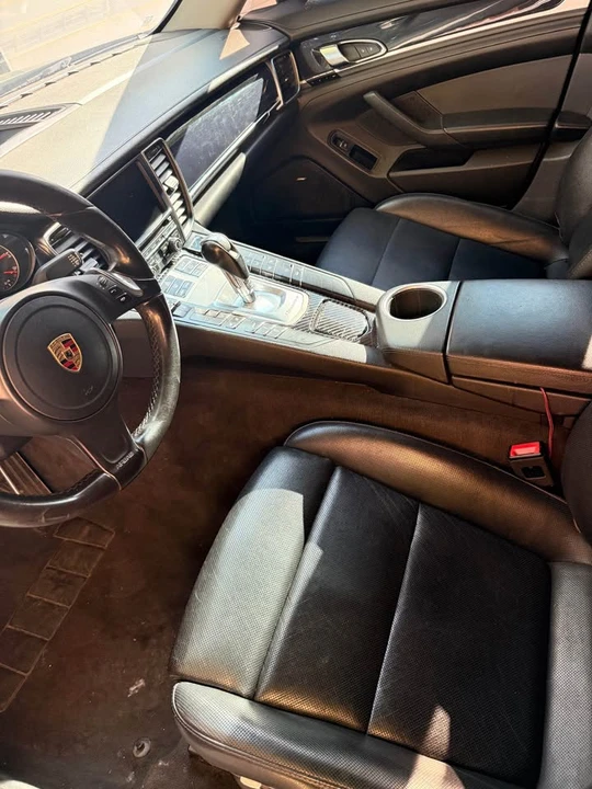 2016 Porsche 970 Panamera 4S - Image 9 of 17