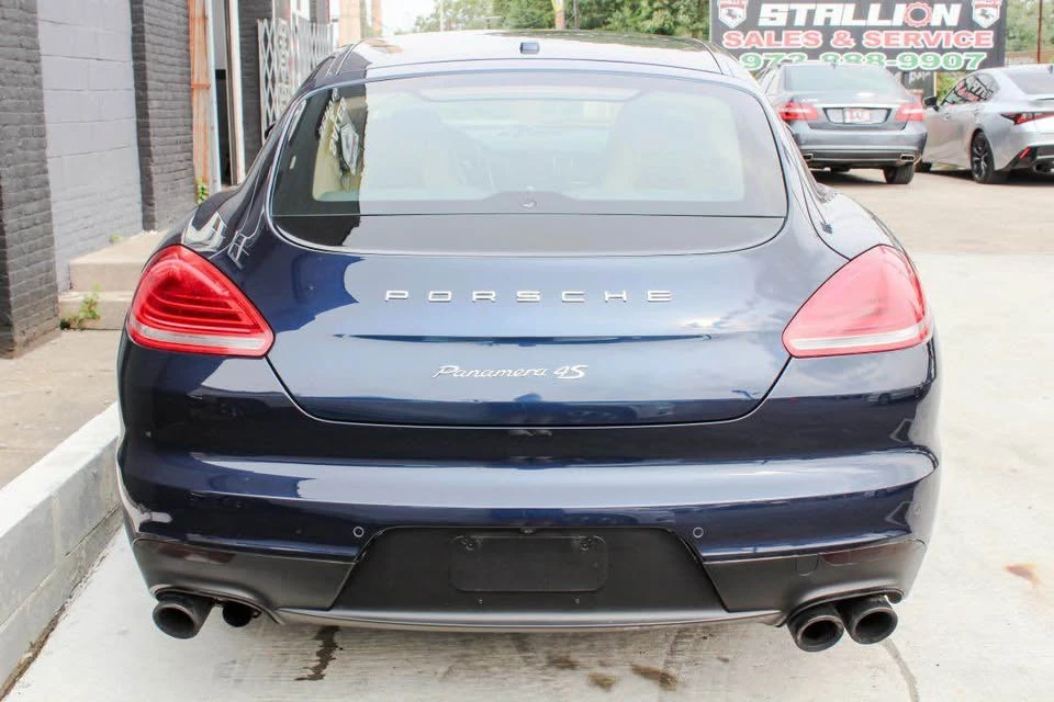 2016 Porsche 970 Panamera 4S - Image 7 of 16