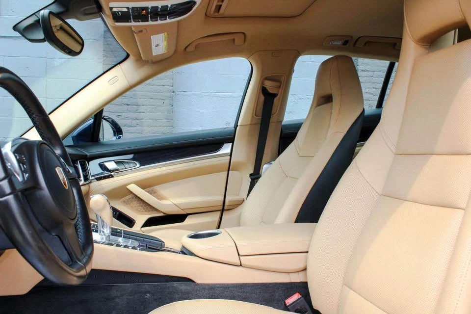 2016 Porsche 970 Panamera 4S - Image 9 of 16