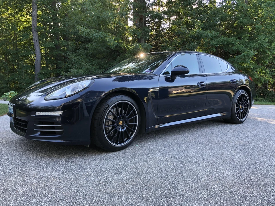 2016 Porsche 970 Panamera S - Image 13 of 31