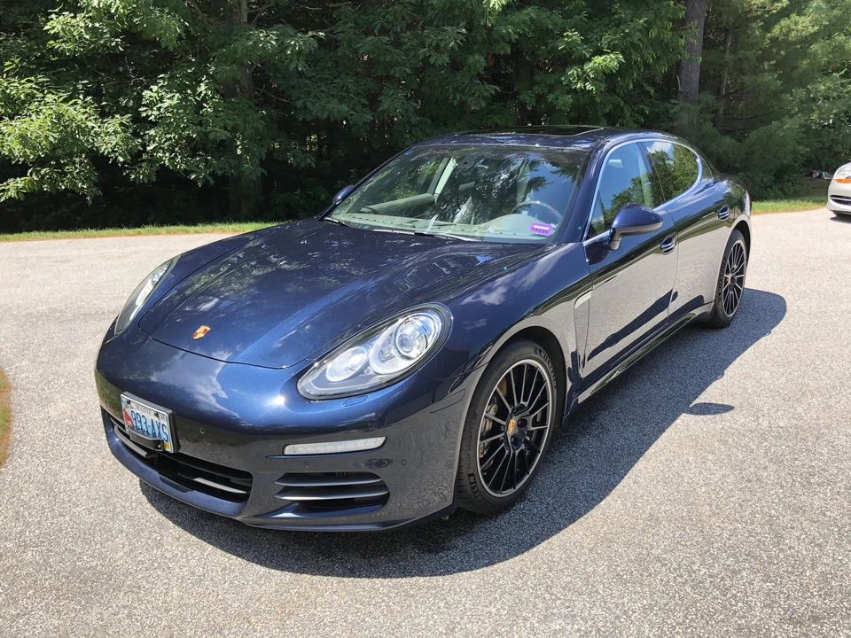 2016 Porsche 970 Panamera S - Image 9 of 31