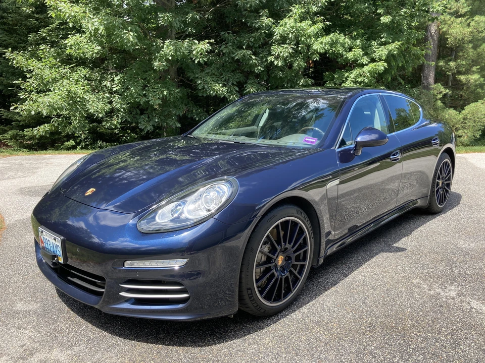 2016 Porsche 970 Panamera S - Image 8 of 31