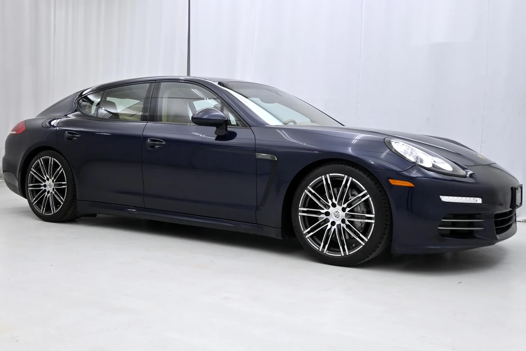 2016 Porsche 970 Panamera 4S - Image 25 of 31