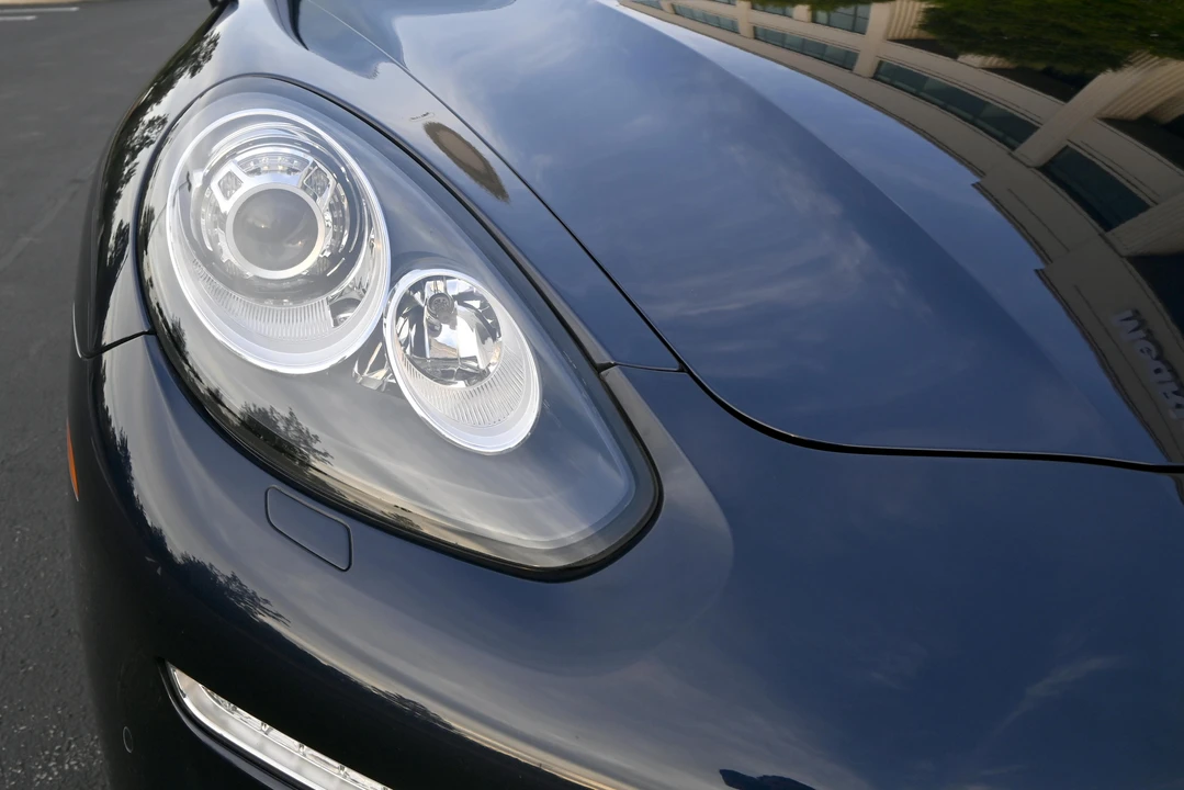2016 Porsche 970 Panamera 4S - Image 30 of 31