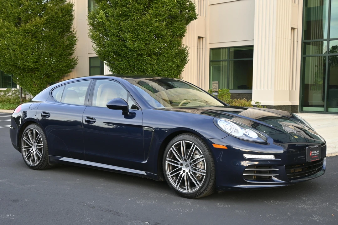 2016 Porsche 970 Panamera 4S - Image 26 of 31
