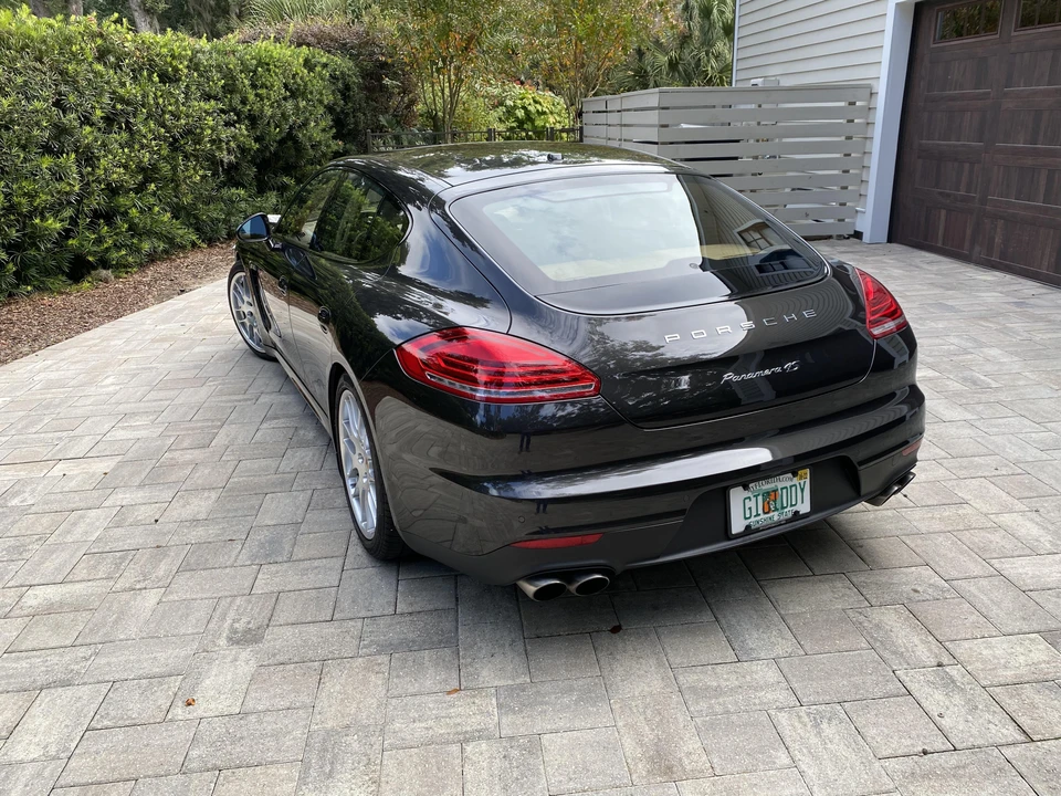2016 Porsche 970 Panamera S - Image 10 of 31