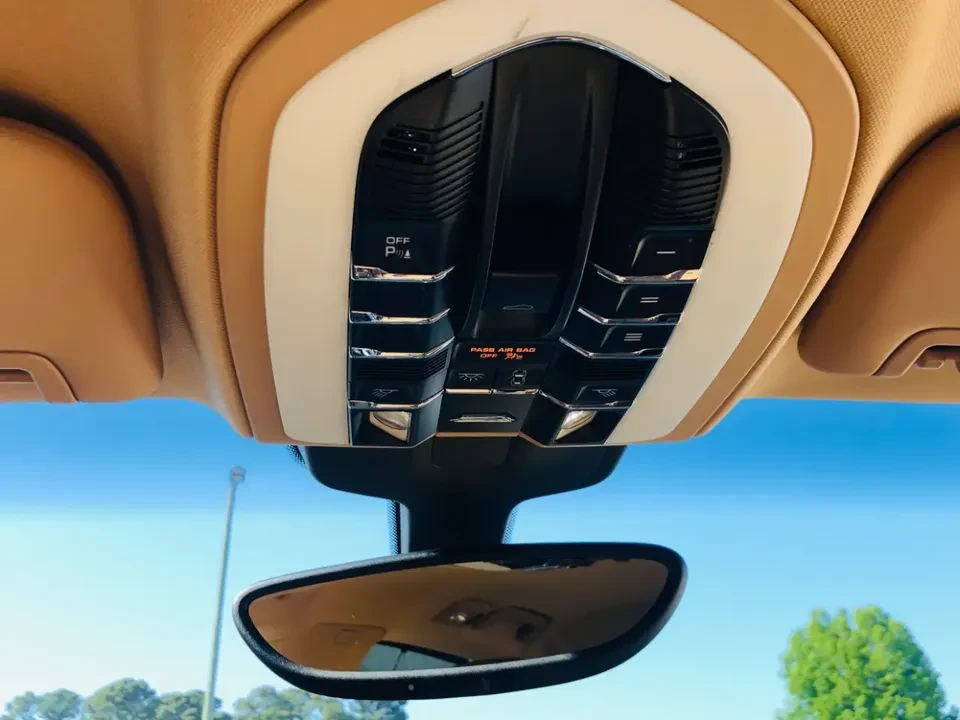2016 Porsche 970 Panamera - Image 13 of 20