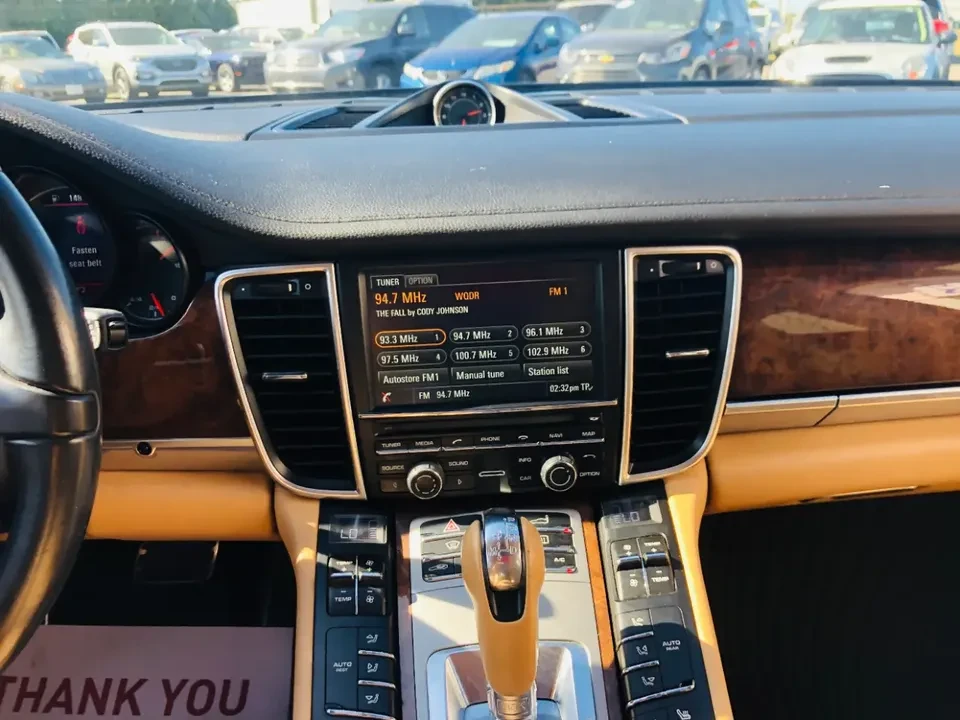 2016 Porsche 970 Panamera - Image 12 of 20