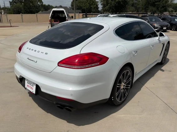 2016 Porsche 970 Panamera 4S - Image 4 of 12