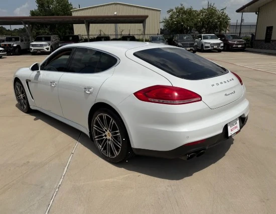 2016 Porsche 970 Panamera 4S - Image 6 of 12