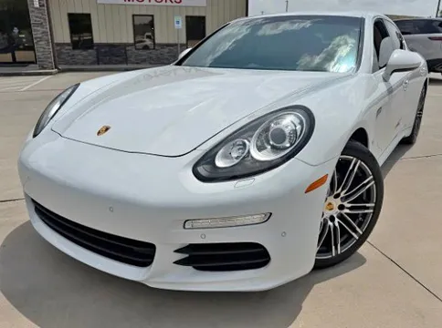 2016 Porsche Panamera 4S