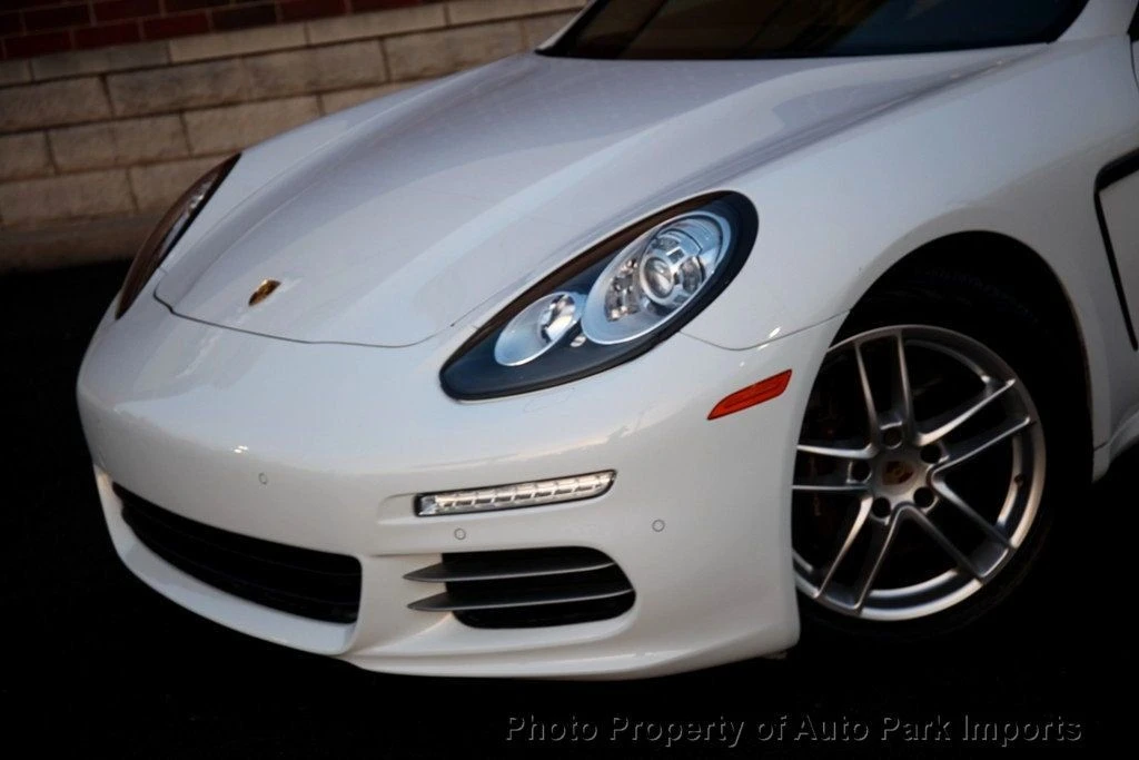 2016 Porsche 970 Panamera - Image 8 of 12