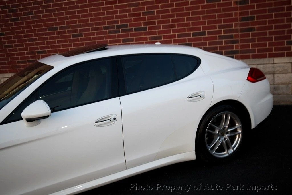2016 Porsche 970 Panamera - Image 6 of 12