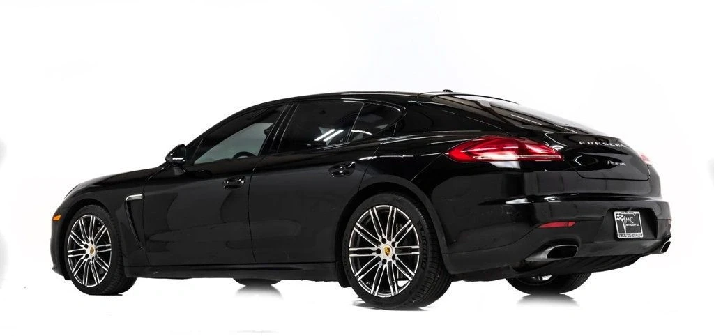 2016 Porsche 970 Panamera - Image 8 of 12