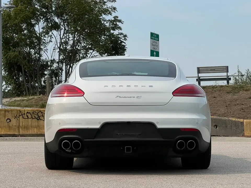 2016 Porsche 970 Panamera 4S - Image 7 of 18