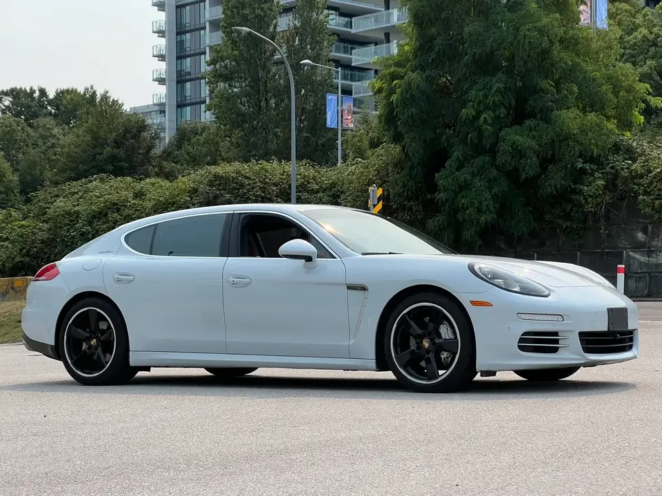 2016 Porsche 970 Panamera 4S - Image 2 of 18