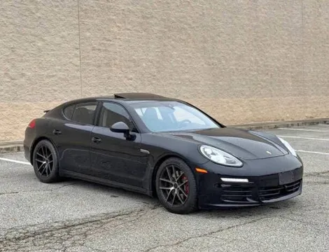 2016 Porsche Panamera 4th Edition