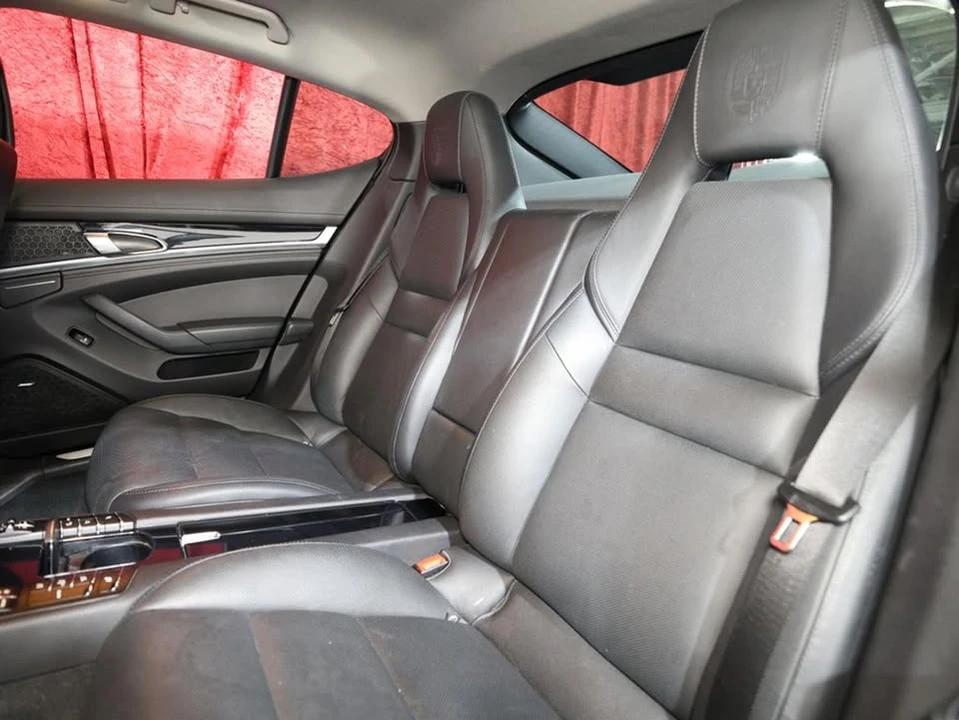 2016 Porsche Panamera - Image 12 of 18