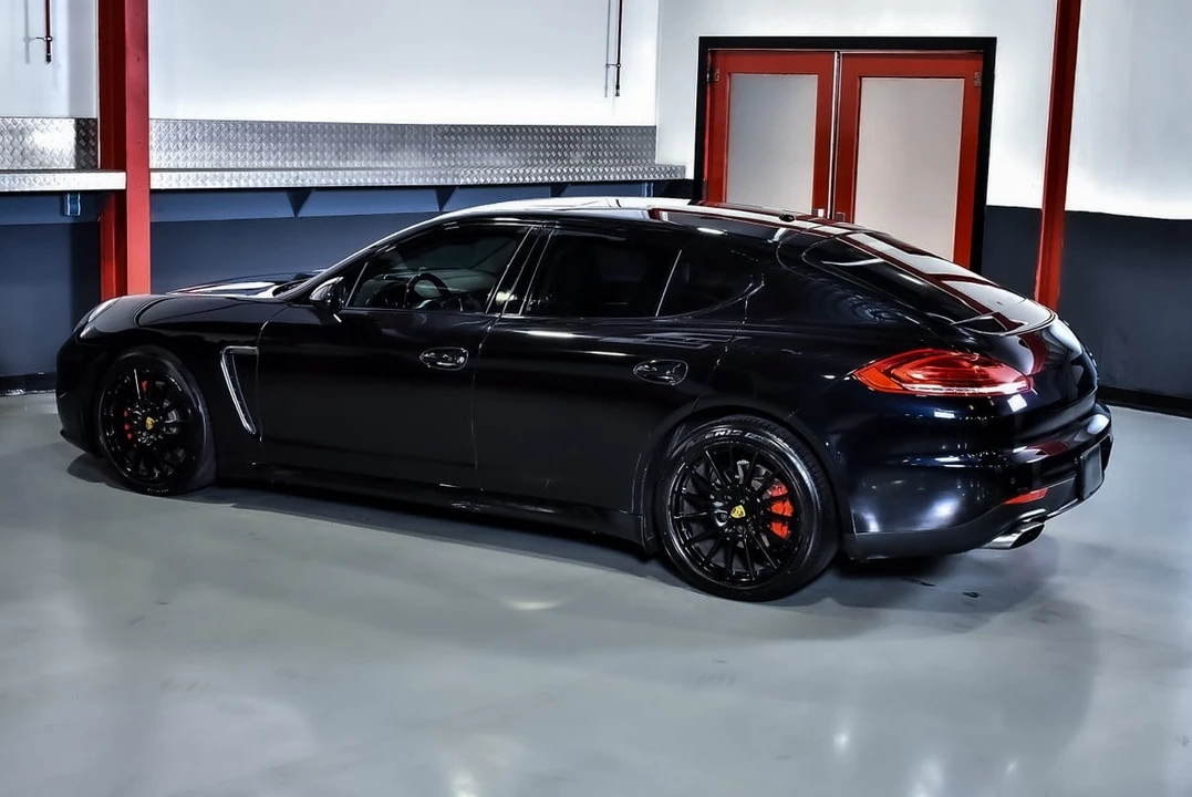2016 Porsche 970 Panamera - Image 19 of 31