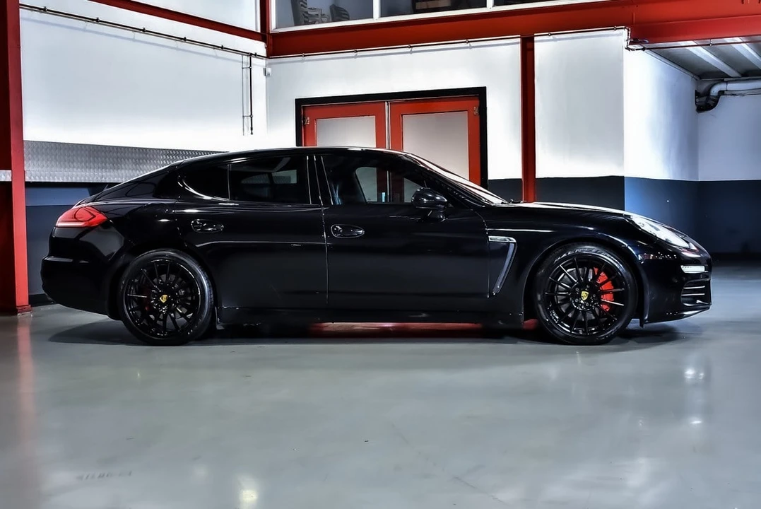 2016 Porsche 970 Panamera - Image 10 of 31