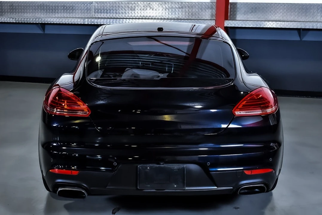 2016 Porsche 970 Panamera - Image 13 of 31