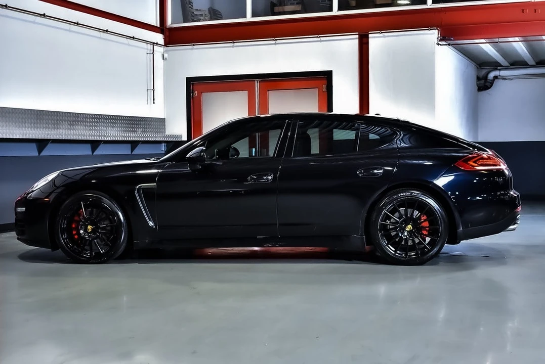 2016 Porsche 970 Panamera - Image 23 of 31