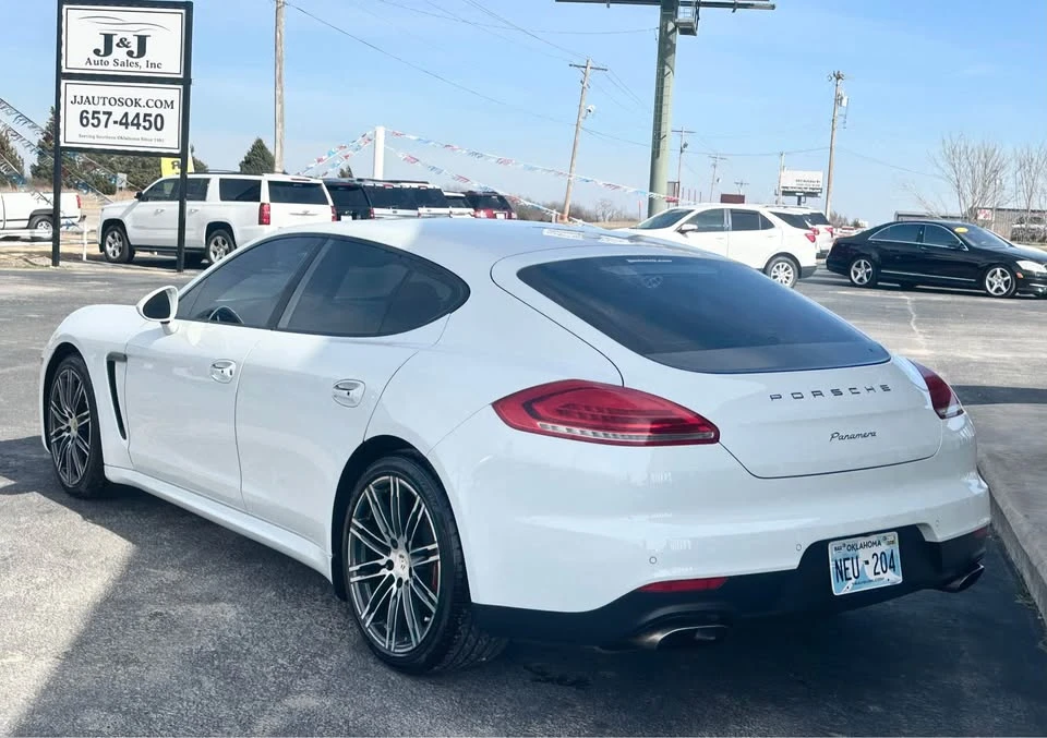 2016 Porsche 970 Panamera - Image 2 of 7