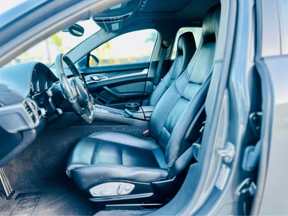 2016 Porsche 970 Panamera - Image 17 of 20