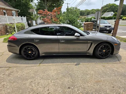 2016 Porsche Panamera Edition Sedan 4D
