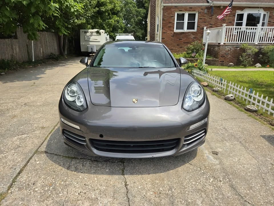 2016 Porsche 970 Panamera - Image 8 of 10