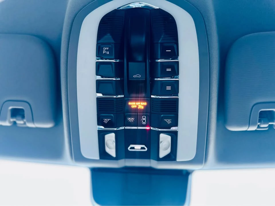 2016 Porsche 970 Panamera - Image 15 of 20