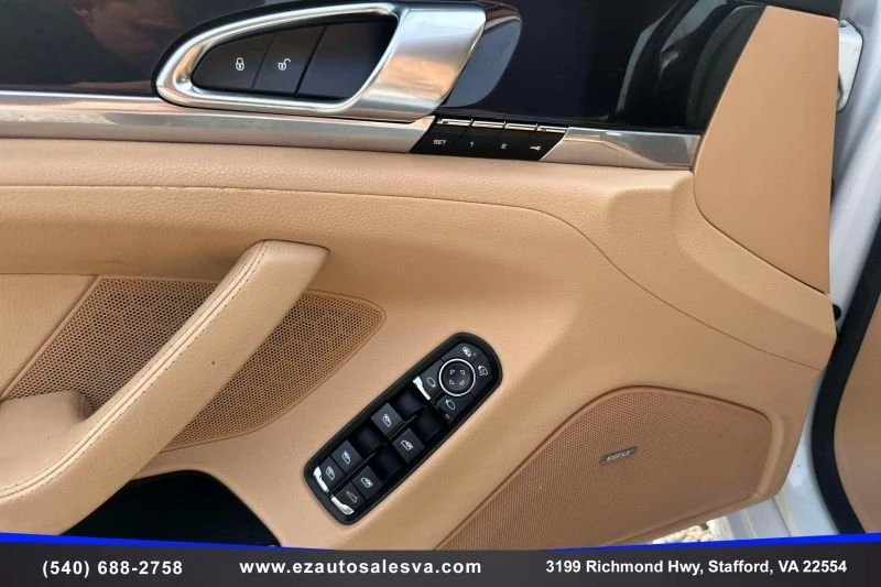 2016 Porsche 970 Panamera - Image 17 of 20
