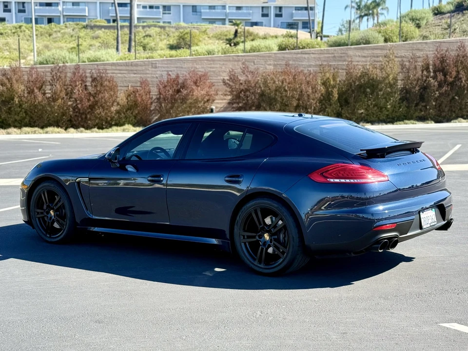 2016 Porsche 970 Panamera - Image 24 of 31