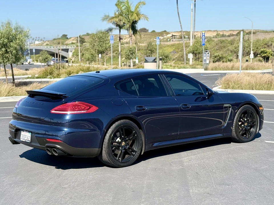 2016 Porsche 970 Panamera - Image 22 of 31