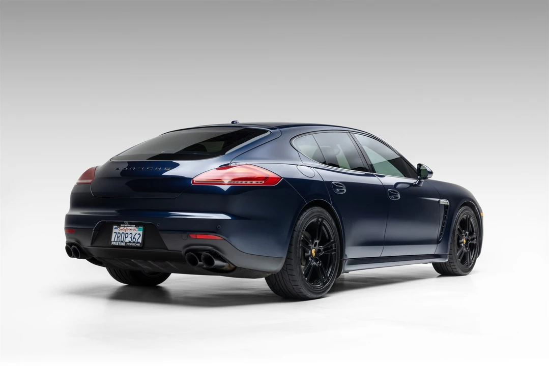 2016 Porsche 970 Panamera - Image 12 of 31