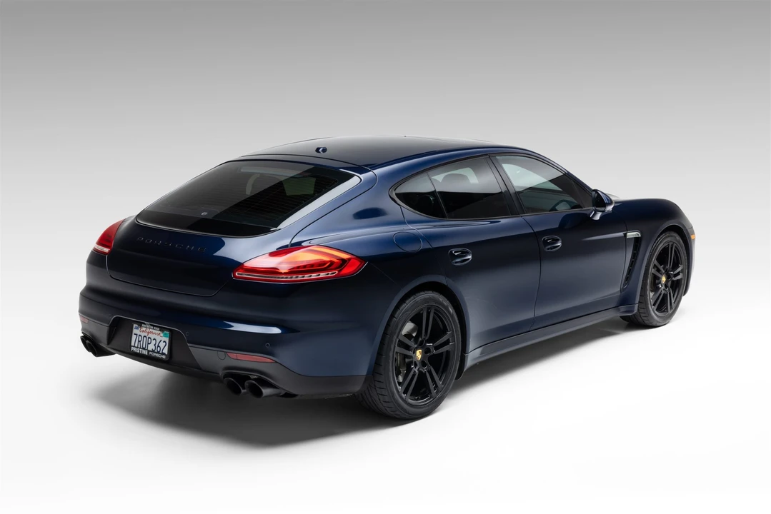 2016 Porsche 970 Panamera - Image 11 of 31