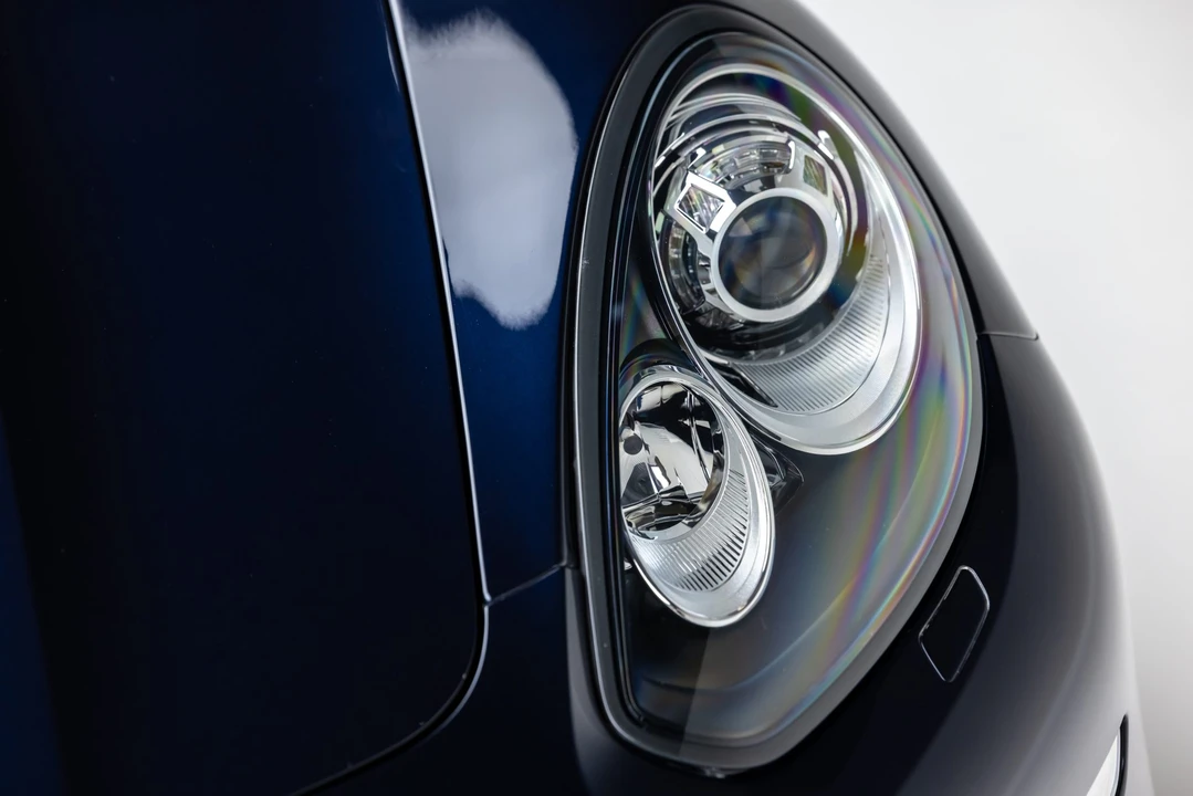 2016 Porsche 970 Panamera - Image 28 of 31