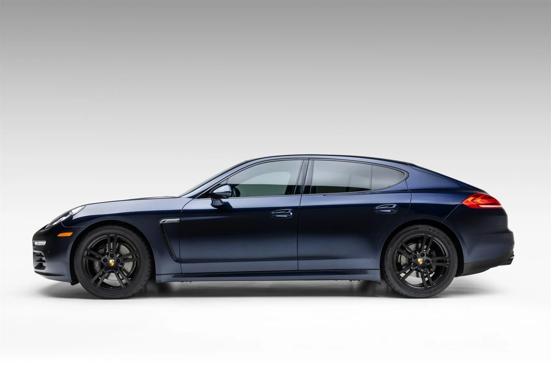 2016 Porsche 970 Panamera - Image 17 of 31